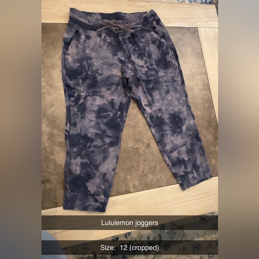 Lululemon Scuba Joggers (cropped): Size $12